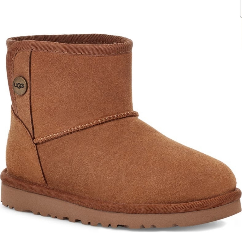 Uggs Jona chestnut boots
